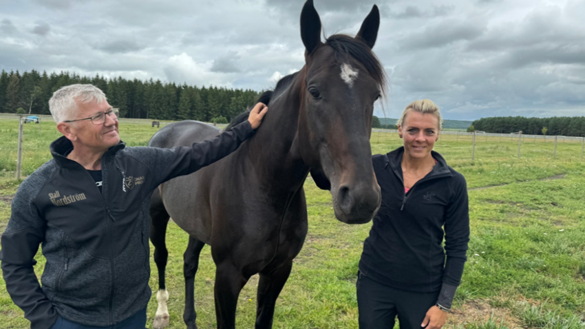 Per og Emma Nordstrøm med Önas Prince